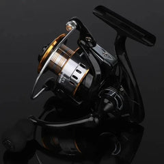 7000 Spinning Fishing Reel Ultra-Light 5.2:1 Gear Ratio 26LB Max Drag