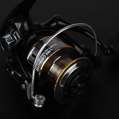 7000 Spinning Fishing Reel Ultra-Light 5.2:1 Gear Ratio 26LB Max Drag